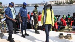 Migration irrégulière : la Marine nationale sénégalaise secourt 93 personnes au large de Dakar