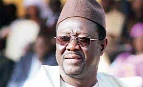 Affaire du logement de fonction : l’ex-ministre Mbaye Ndiaye condamné à verser 20 millions FCFA