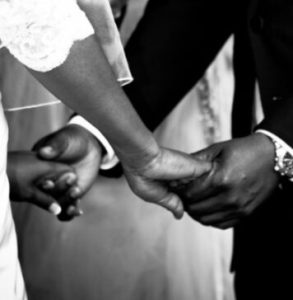 Mariage, vidéos intimes et chantage: un chauffeur condamné à…