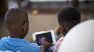 Écrans, une menace qui prend de l’ampleur!