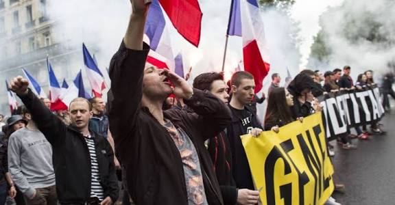Le militant du collectif identitaire blessé à Lyon est mort, annonce le parquet