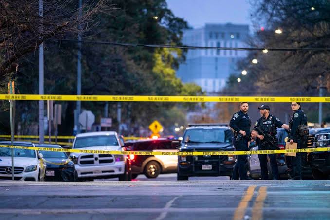 Fusillade dans un bar à Austin : l’attaque qui a fait deux morts et 14 blessés pourrait être un « acte de terrorisme »