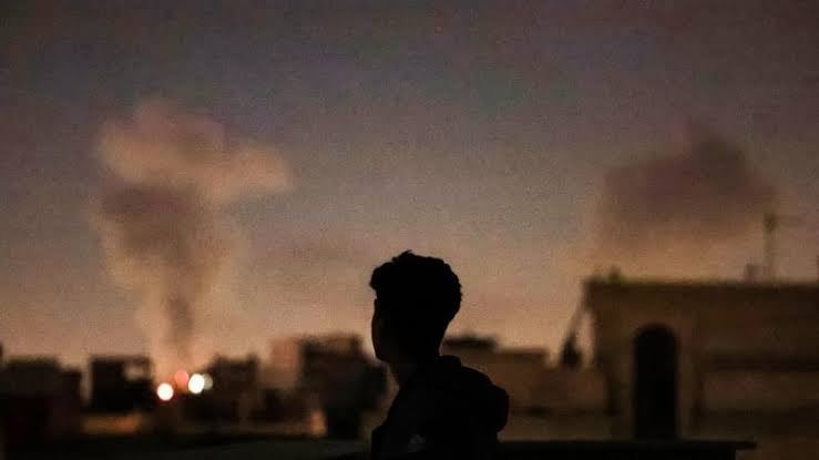 Dimona, ville abritant le principal centre nucléaire israélien, frappée par des missiles iraniens