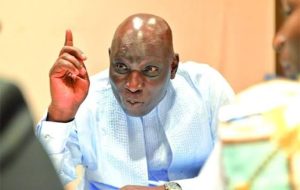 Dette publique : Madiambal Diagne critique les députés de Pastef après le report des travaux