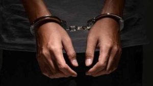 Un présumé homosexuel échappe de justesse à un lynchage