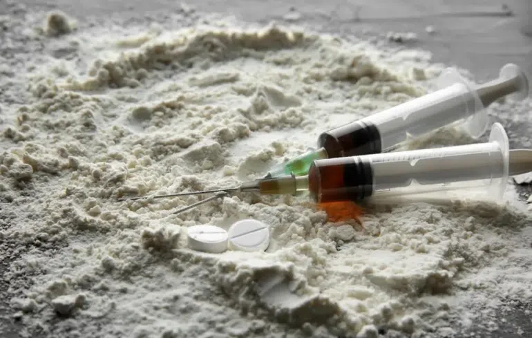 Carfentanil : une drogue ultra-puissante détectée pour la première fois au Sénégal après une saisie à Khar Yalla