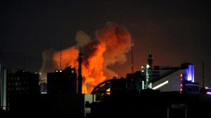 Koweït : l’ambassade des États‑Unis visée lors des frappes de représailles iraniennes