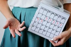 Retard des règles : Quand faut-il s’inquiéter?