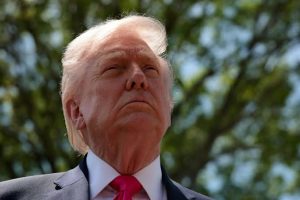 Trump évacué d’urgence après des coups de feu