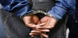 Un beau-père de 46 ans accusé de viols répétés sur sa belle-fille, mineure de 17 ans