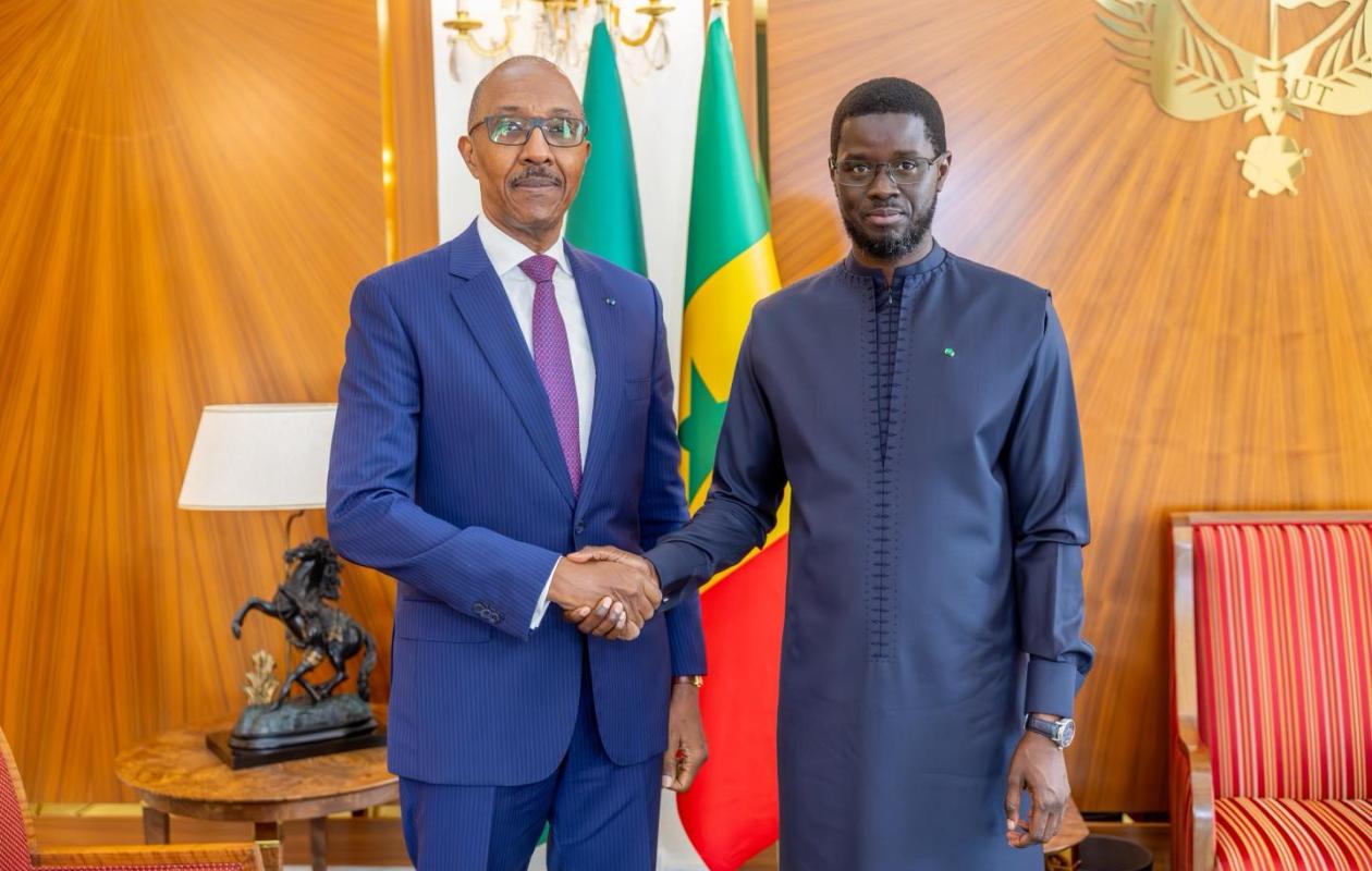 Rencontre au Palais : Abdoul Mbaye aborde les grandes questions du Sénégal avec le président Diomaye Faye