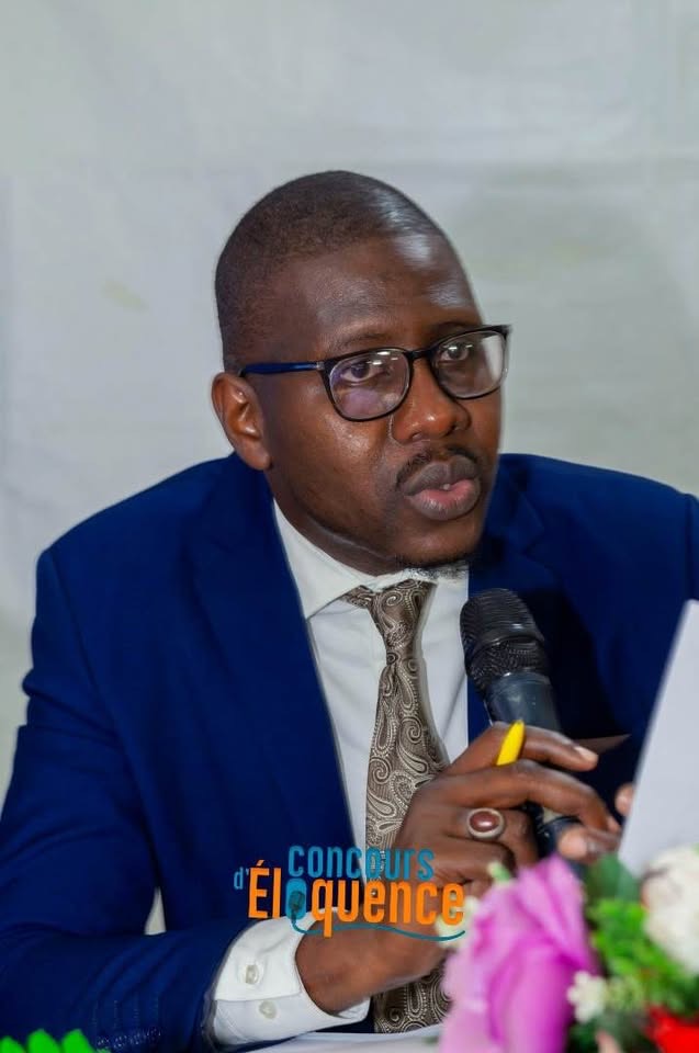 LA RÉVISION CONSTITUTIONNELLE AU SÉNÉGAL :PLUS QU’UNE SIMPLE CONFORMITE JURIDIQUE ; UNE LEGITIMITE DÉMOCRATIQUE