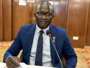 Forces armées : Yankhoba Diémé succède au général Birame Diop
