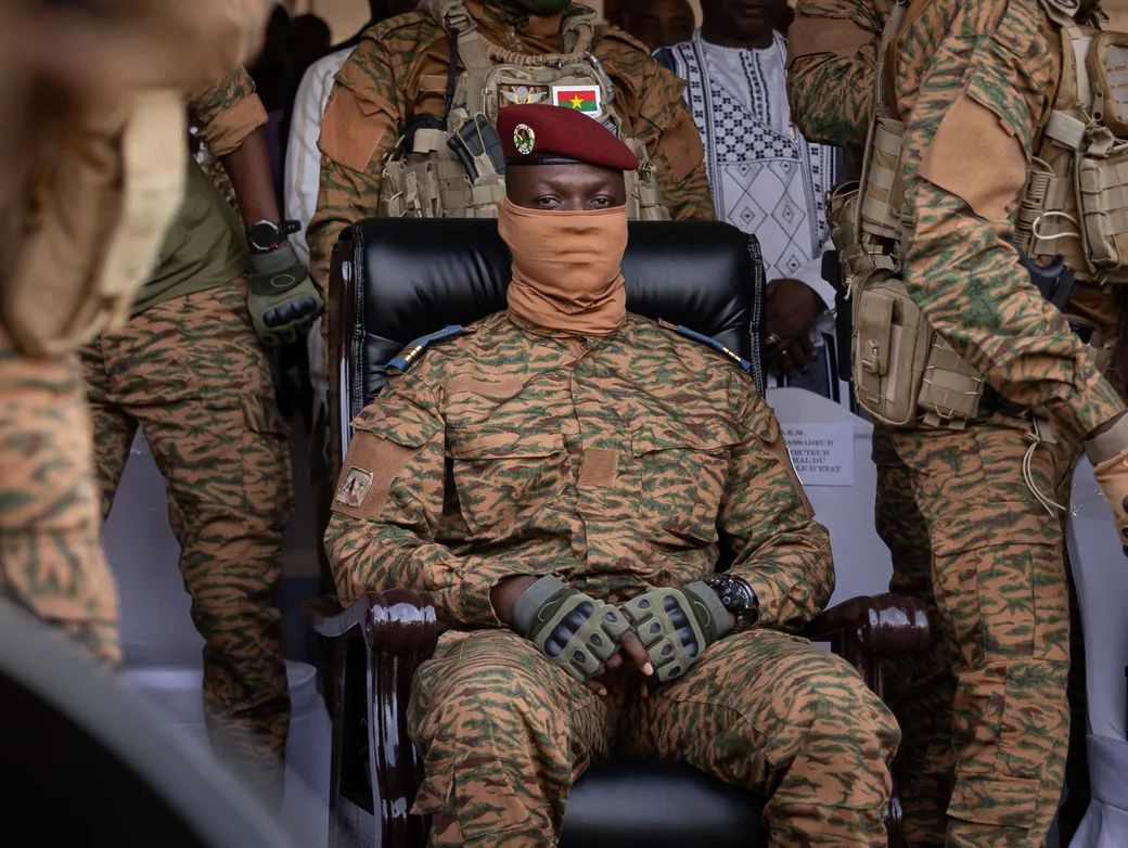 Le Burkina Faso rompt ses relations diplomatiques avec la France.