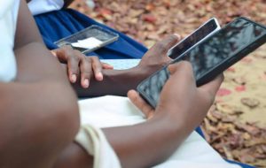 Grand-Yoff : la géolocalisation d’un iPhone conduit à l’arrestation d’un réparateur de téléphones