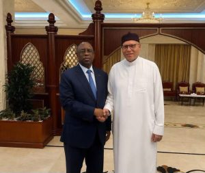 Macky Sall rencontre Karim Wade lors d’une escale à Doha