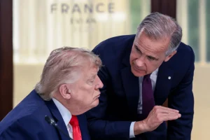 Trump menace toujours d&rsquo;imposer des droits de douane après une discussion avec Carney