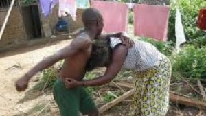 Thiès : un homme s’en prend violemment à la femme de son frère à cause de…