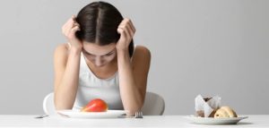 Anorexie : et si l’origine de la maladie se cachait ailleurs que dans le cerveau ?
